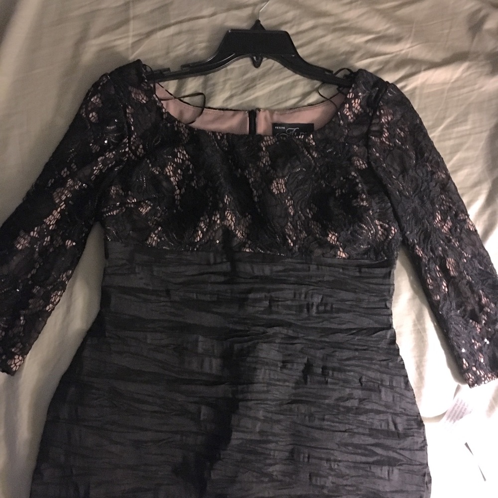 Lace & rouched evening dress